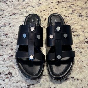 New Donald J. Pliner Black Leather Slide Sandals Size 7